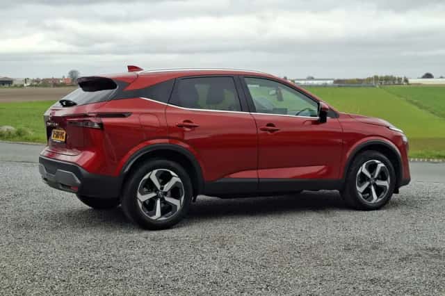 Nissan Qashqai (2024) thumbnail 3