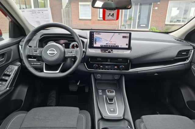 Nissan Qashqai (2024) thumbnail 4