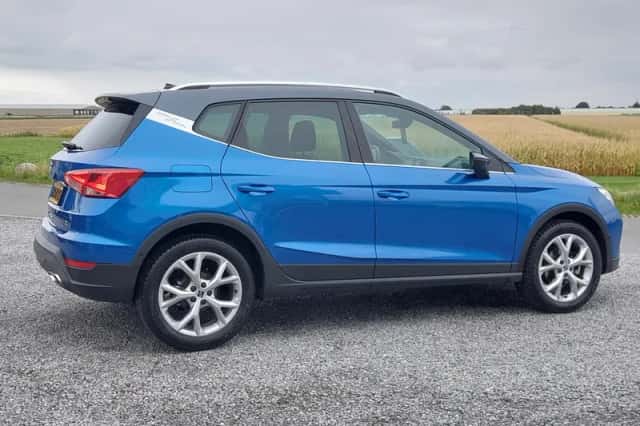 SEAT Arona (2024) thumbnail 3