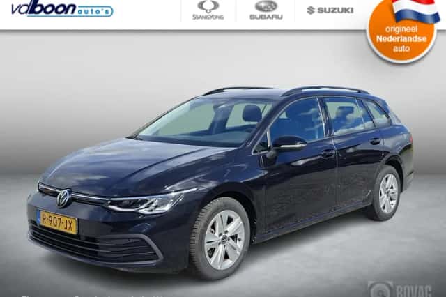 Volkswagen Golf (2022) thumbnail 1