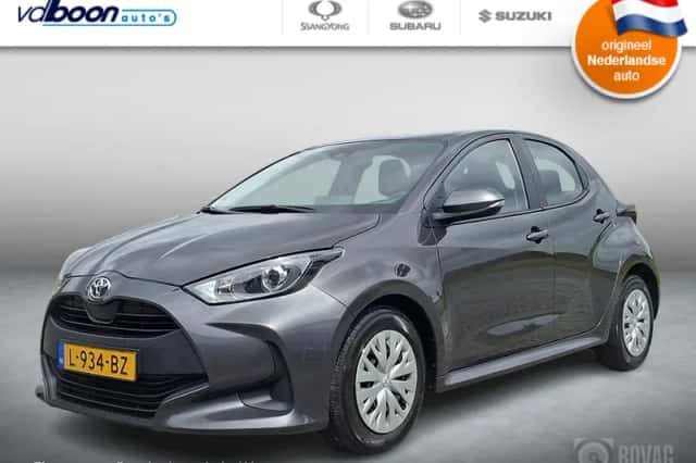 Toyota Yaris (2021) thumbnail 1