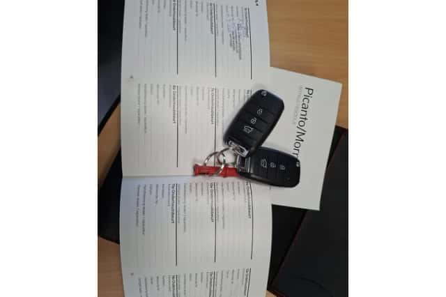 Kia Picanto (2022) thumbnail 4
