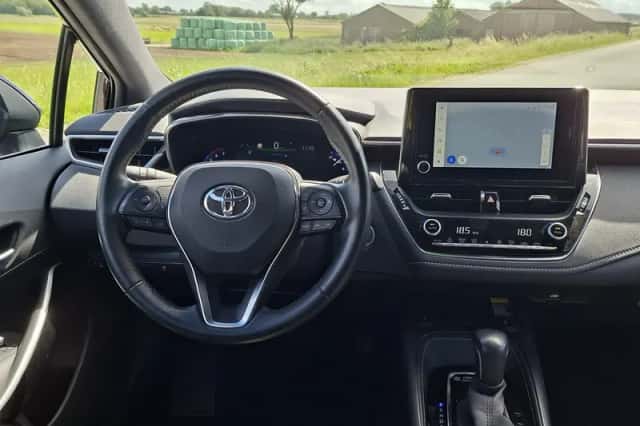 Toyota Corolla (2022) thumbnail 4