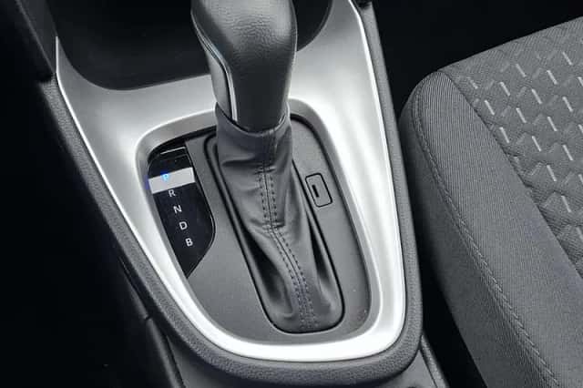 Toyota Yaris Cross (2025) thumbnail 5