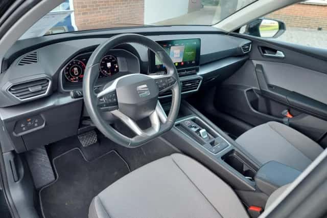 SEAT Leon Sportstourer (2023) thumbnail 5