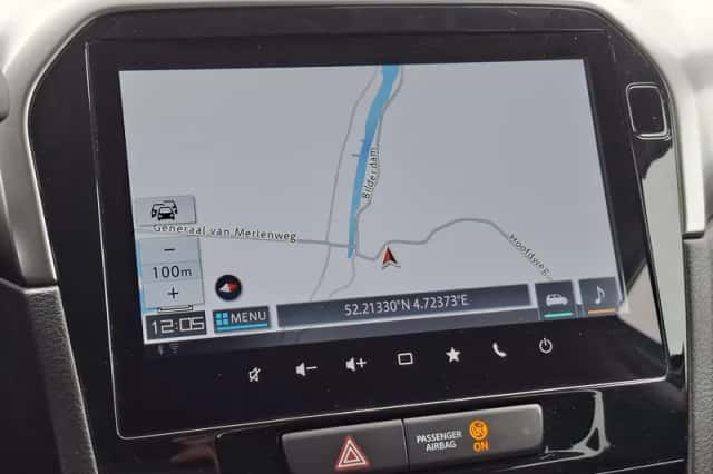 Suzuki Vitara (2025) thumbnail 6
