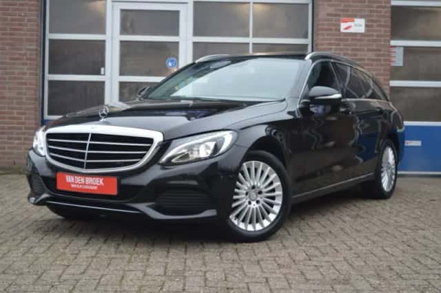 Mercedes-Benz C-Klasse (2014) thumbnail 1