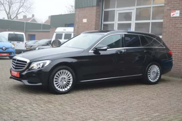 Mercedes-Benz C-Klasse (2014) thumbnail 3