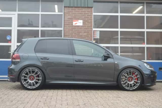 Volkswagen Golf (2011) thumbnail 6
