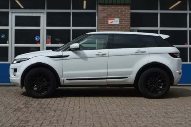 Land Rover Range Rover Evoque (2011) thumbnail 5