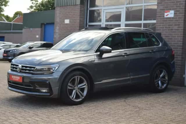 Volkswagen Tiguan (2020) thumbnail 3