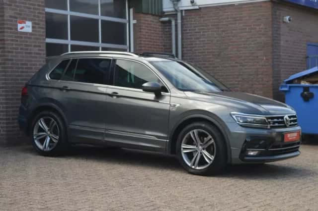 Volkswagen Tiguan (2020) thumbnail 4
