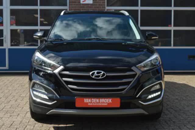Hyundai Tucson (2018) thumbnail 2