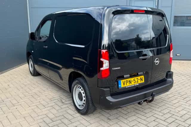 Opel Combo (2022) thumbnail 2