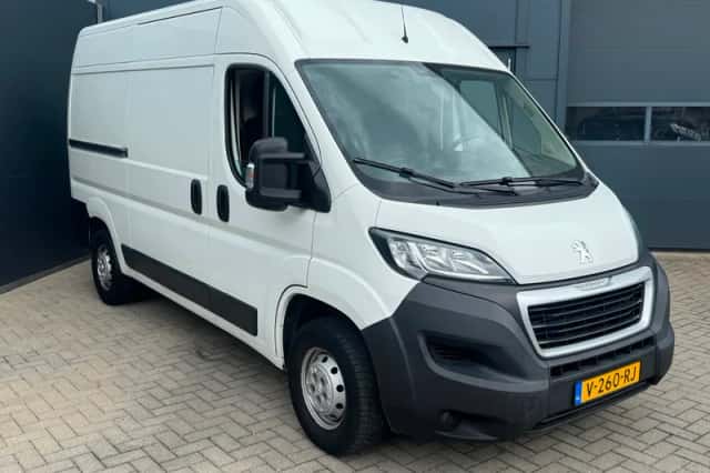 Peugeot Boxer (2018) thumbnail 3