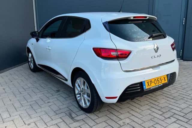 Renault Clio (2019) thumbnail 4