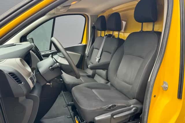 Renault Trafic (2018) thumbnail 6