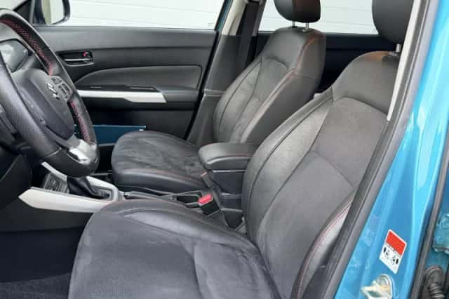 Suzuki Vitara (2017) thumbnail 5