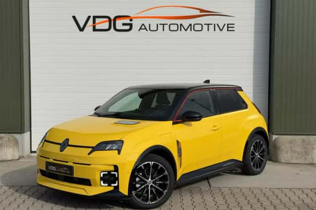 Renault 5 (2025) thumbnail 1