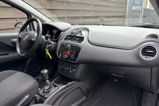 Fiat Punto Evo (2013) thumbnail 4