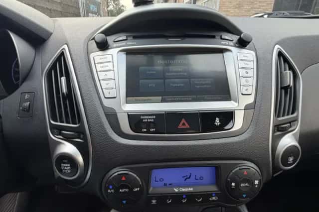 Hyundai ix35 (2012) thumbnail 6