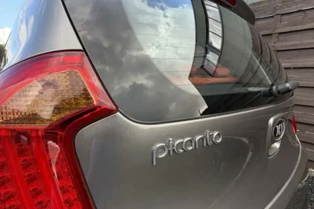 Kia Picanto (2013) thumbnail 4