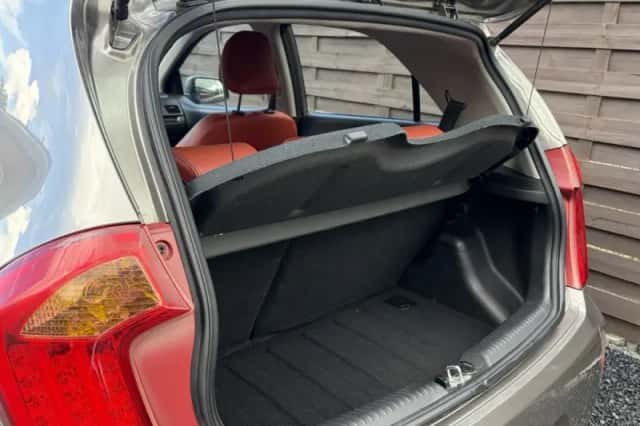Kia Picanto (2013) thumbnail 6