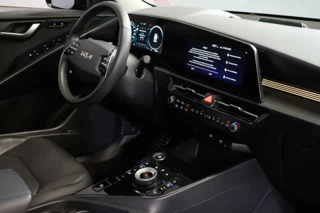 Kia Niro (2022) thumbnail 4