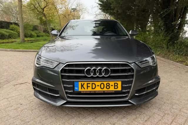 Audi A6 (2018) thumbnail 4