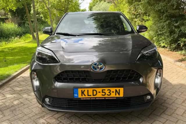 Toyota Yaris Cross (2022) thumbnail 4