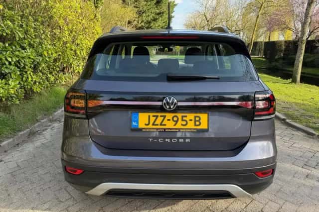 Volkswagen T-Cross (2022) thumbnail 5