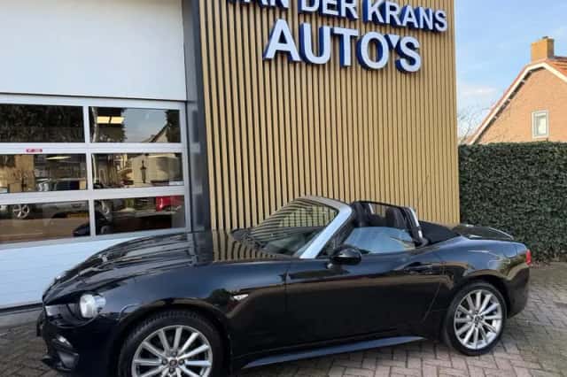 Fiat 124 Spider (2018) thumbnail 1