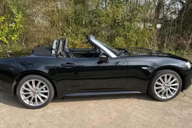 Fiat 124 Spider (2018) thumbnail 5