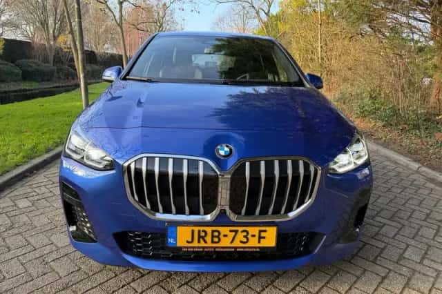 BMW 2-Serie Active Tourer (2024) thumbnail 4
