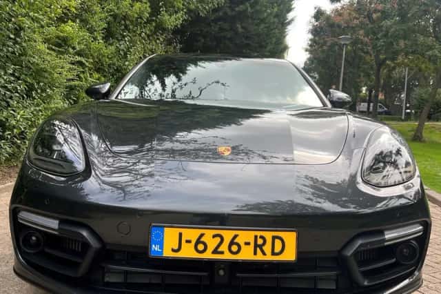 Porsche Panamera (2018) thumbnail 6