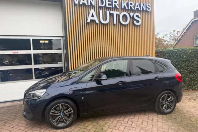 BMW 2-Serie Active Tourer (2018) thumbnail 1