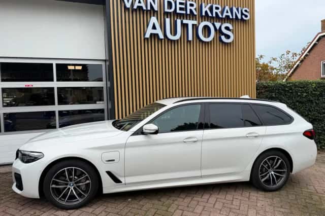 BMW 5-Serie (2022) thumbnail 1