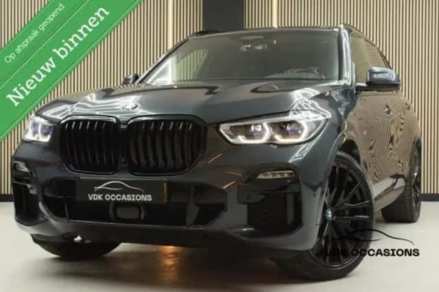 BMW X5 (2021) thumbnail 1