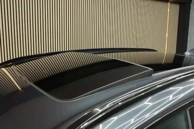 BMW X5 (2021) thumbnail 6