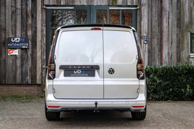 Volkswagen Caddy (2024) thumbnail 2