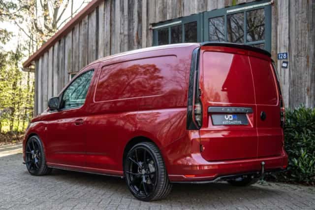 Volkswagen Caddy (2024) thumbnail 3