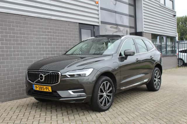 Volvo XC60 (2019) thumbnail 4