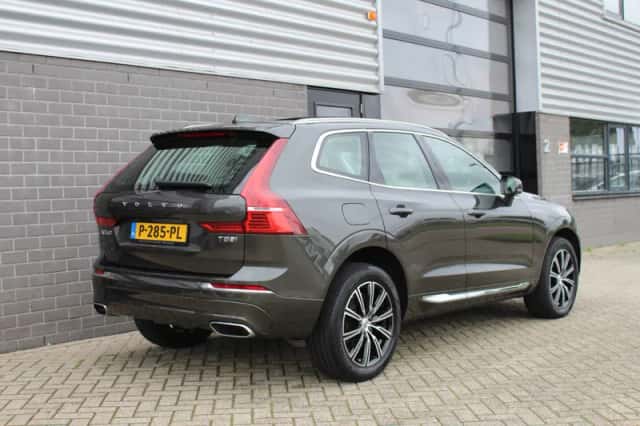 Volvo XC60 (2019) thumbnail 5