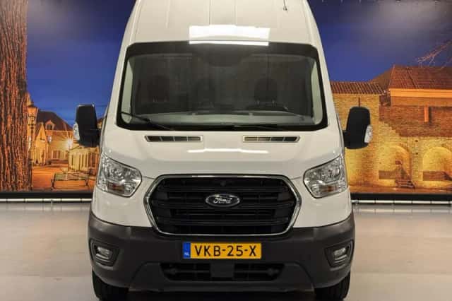 Ford Transit (2021) thumbnail 5