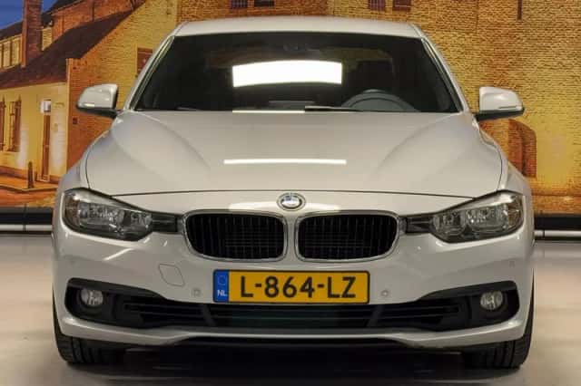 BMW 3-Serie (2016) thumbnail 5