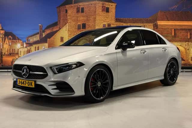 Mercedes-Benz A-Klasse (2020) thumbnail 1