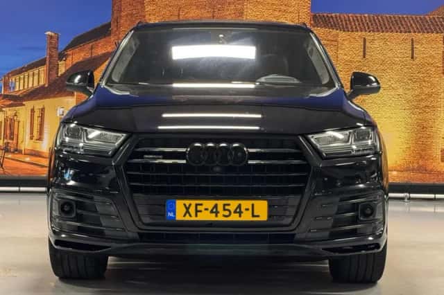 Audi Q7 (2017) thumbnail 5