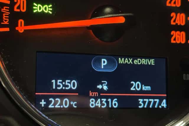 MINI Countryman (2018) thumbnail 4