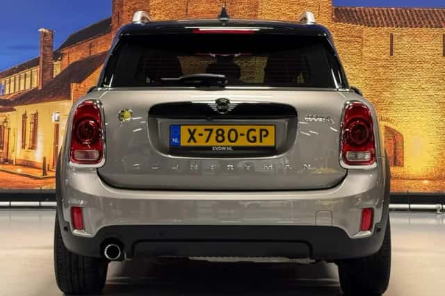 MINI Countryman (2018) thumbnail 6