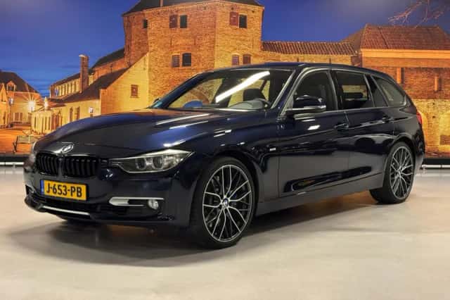 BMW 3-Serie (2013) thumbnail 1